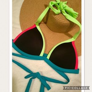 NWOT PINK Victoria’s Secret wrap triangle bikini